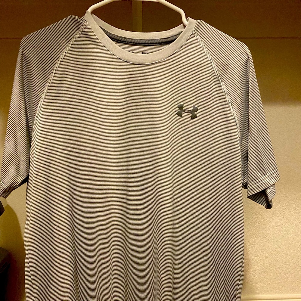 Under Armor Loose dri-fit